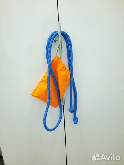 Гимнастическая скакалка