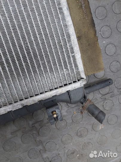 Радиатор охлаждения двигателя Ford Mondeo 3, 2006