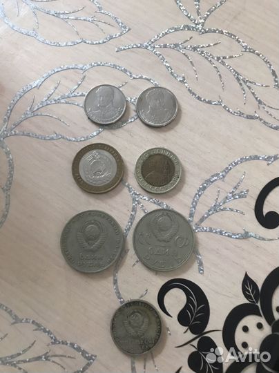 Продам манеты