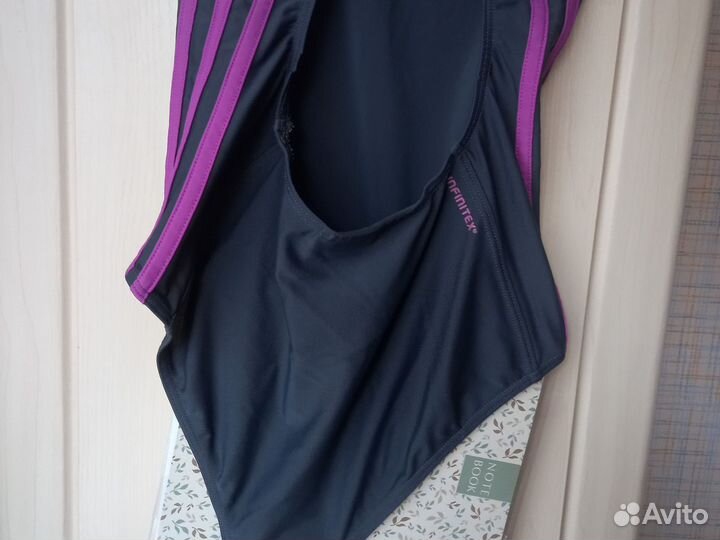 Купальники на девочку р.164,150 Adidas,Benetton