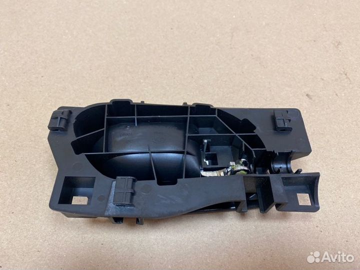 Ручка двери внутренняя задняя левая Peugeot 308 4A