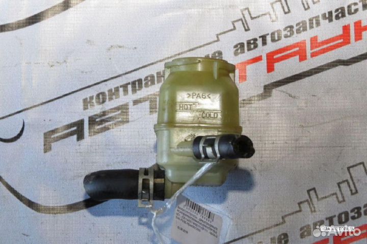 Бачок гур toyota. sprinter sprinter carib sprinter marino sprinter trueno. CE114 CE116 EE101 EE111