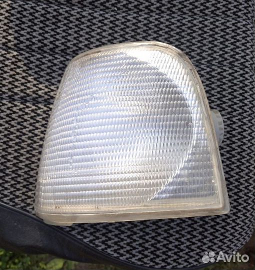 Повторитель поворота ауди 100 с3 44 кузов