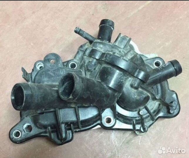 Помпа Volkswagen Polo 1.6 cwva