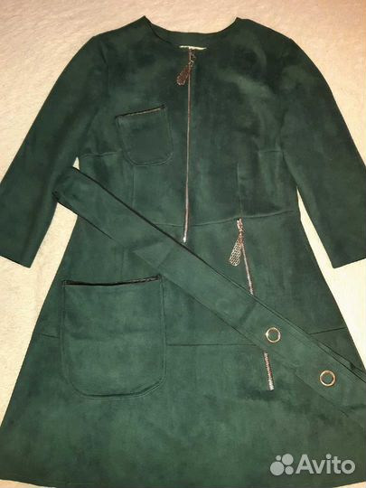 Женское велюровое платье