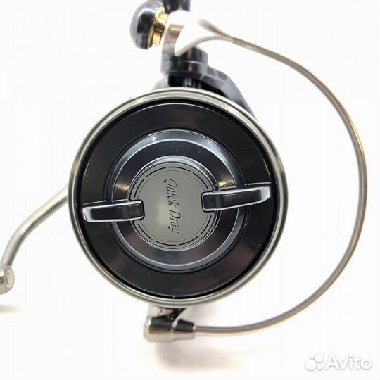 Daiwa 18 powersurf SS 3500 QD