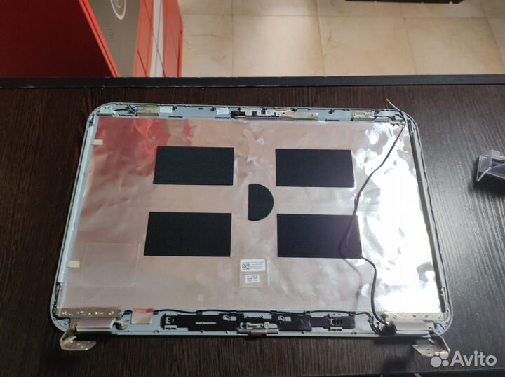 Крышка матрицы Dell Inspiron 7720, 7520, 5720