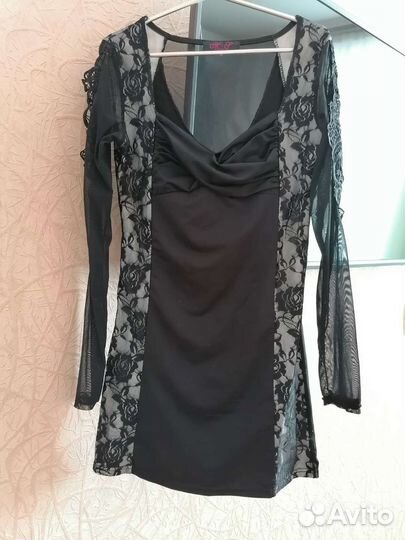 Женские вещи 42-44