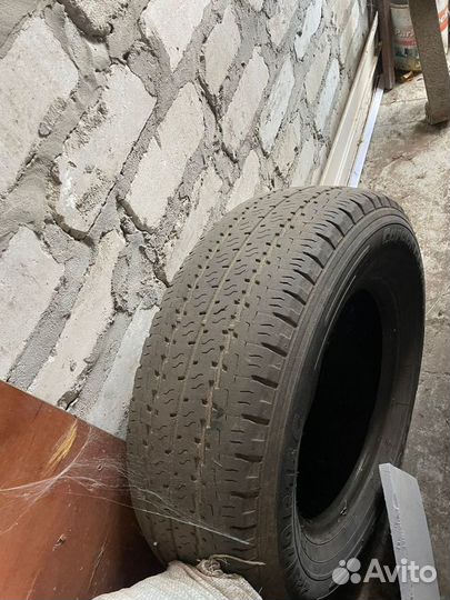 Continental VancoWinter 2 225/70 R15C