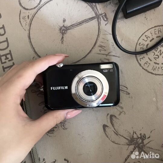 Компактный фотоаппарат