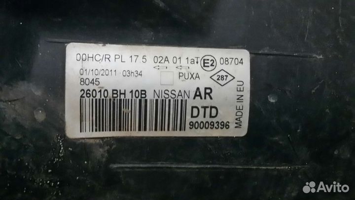 Фара правая на Nissan Note, на Ниссан Ноут