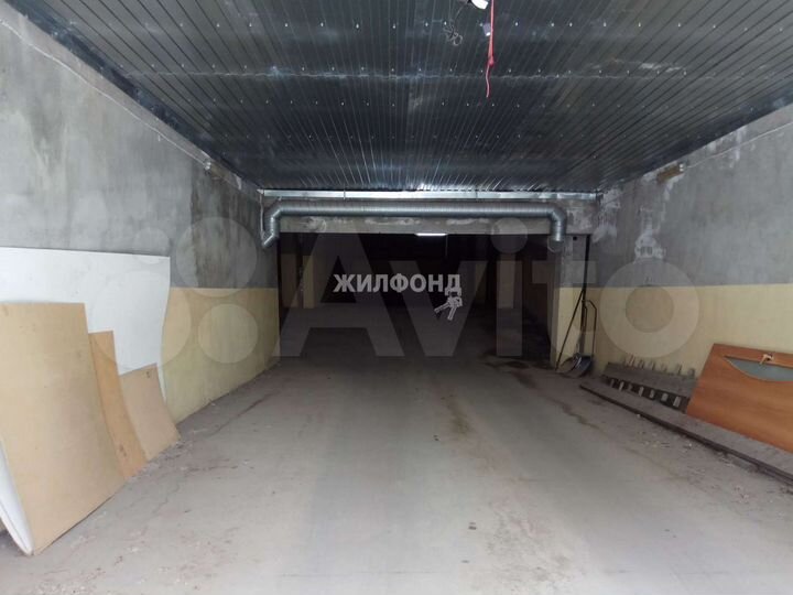 Машиноместо, 14 м²