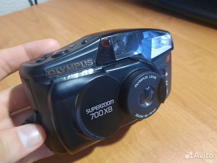 Пленочный фотоаппарат olympus superzoom 700 xb