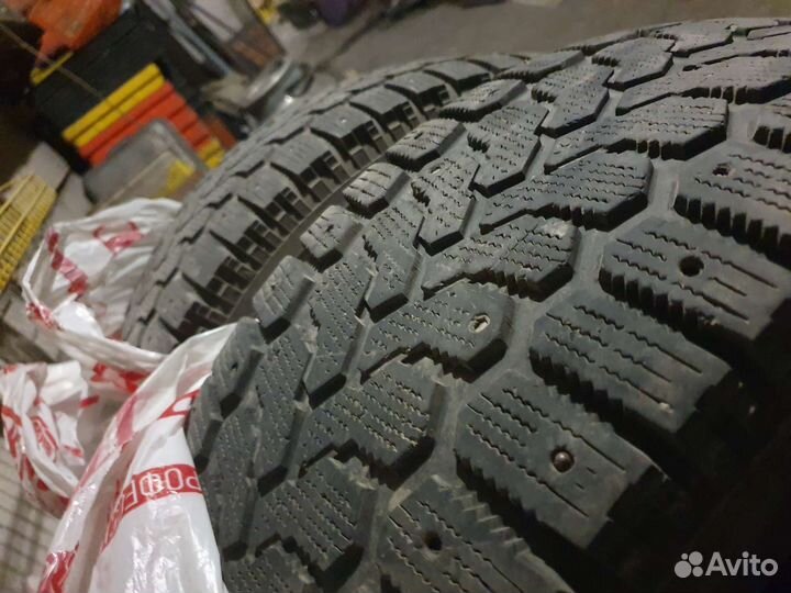 Yokohama Ice Guard G075 255/65 R17