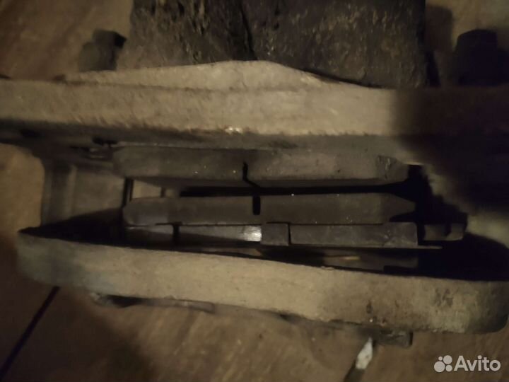 Тормозные суппорта subaru forester sh