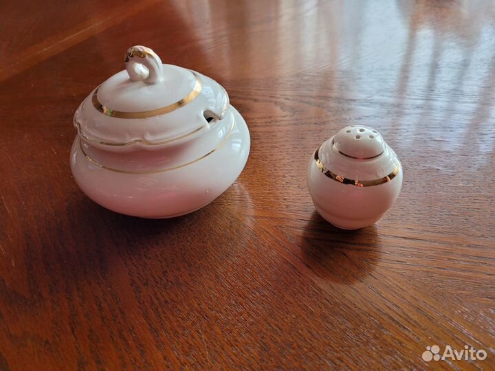 Винтаж. Соусница и солонка