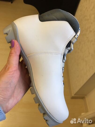 Лыжные ботинки