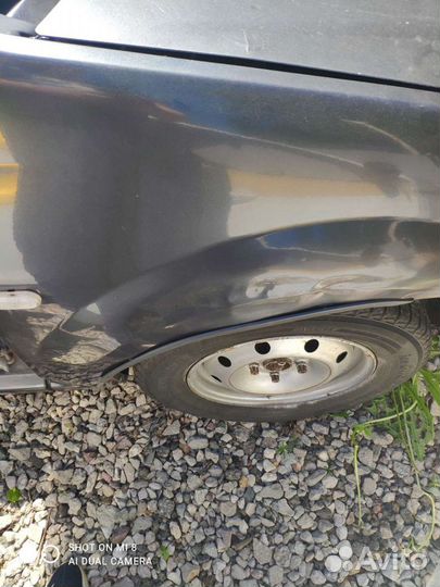 Крыло правое Рено Логан 2007