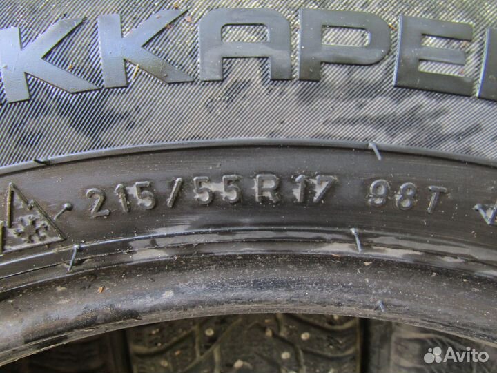 Nokian Tyres Hakkapeliitta 8 215/55 R17