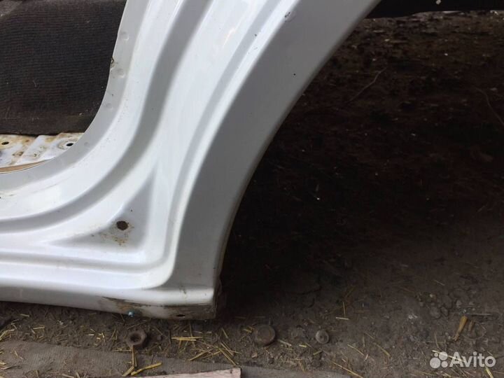 Крыло заднее левое Mitsubishi Pajero Sport