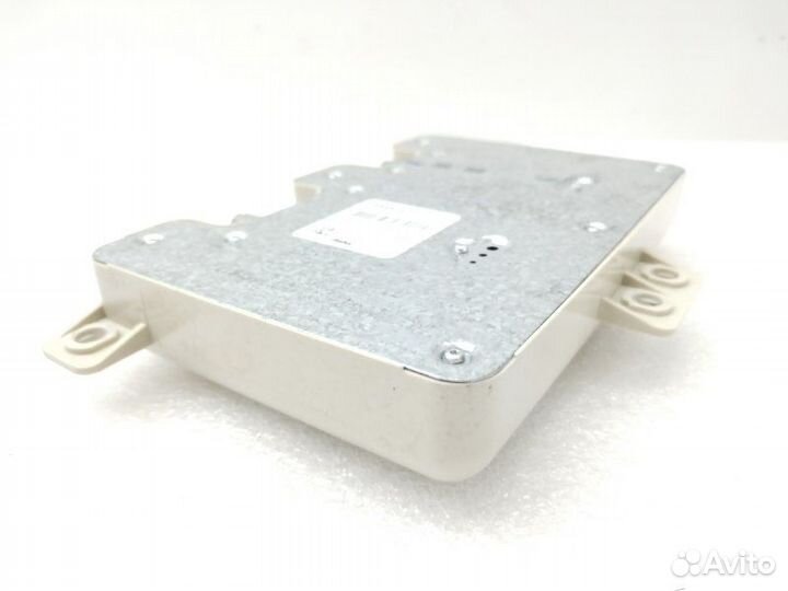 Усилитель антенны задний Bmw 6-Series E63 3.0 N52