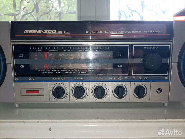 Проигрыватель вега 300 стерео