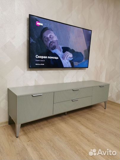 Тумба под телевизор