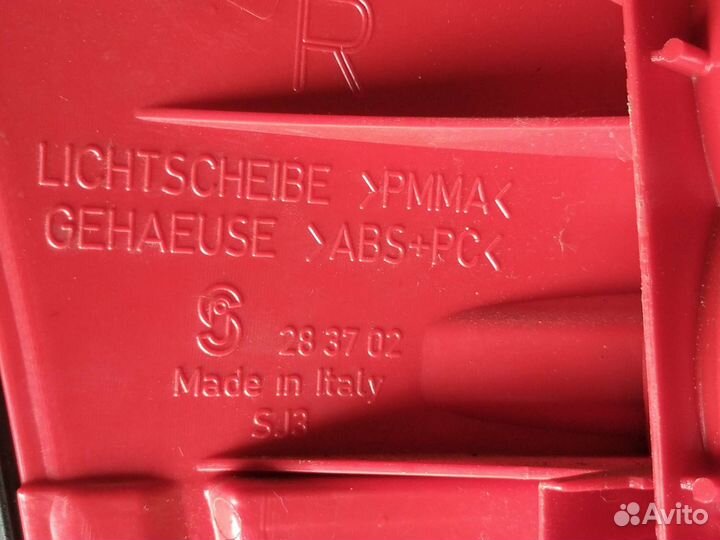 Задний правый фонарь Ауди А4 В6 авант