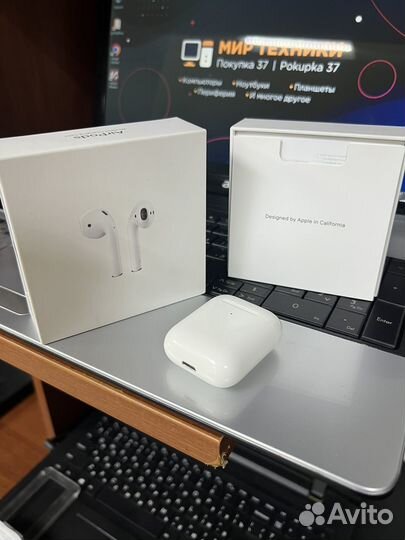 Airpods 2 (беспроводной кейс)