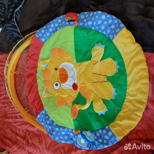 Развивающий коврик для малышей