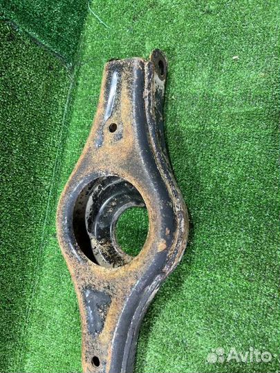 Рычаг подвески нижний задний левый Ssangyong