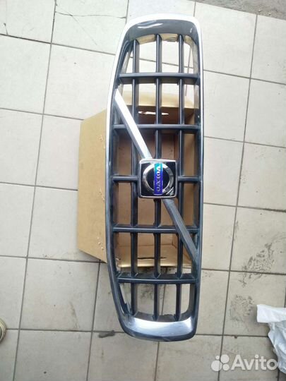 Решетка радиатора volvo xc70