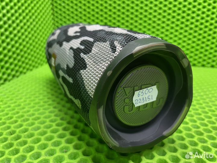 Беспроводная акустика JBL Charge 4 Squad Camo
