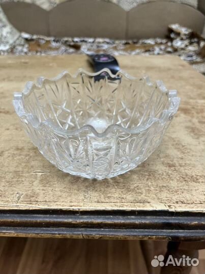 Хрустальная ваза