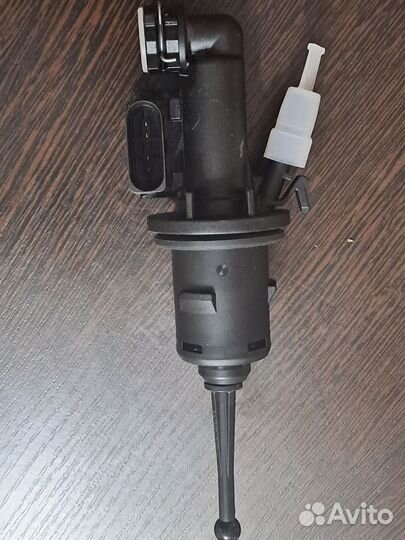 Главный цилиндр сцепления skoda yeti 1.2