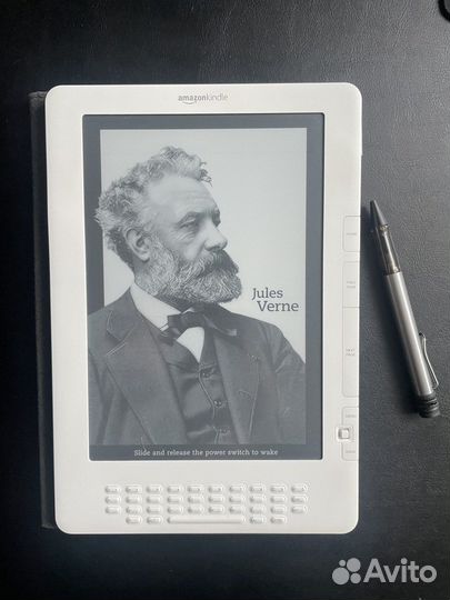 Электронная книга amazon kindle DX