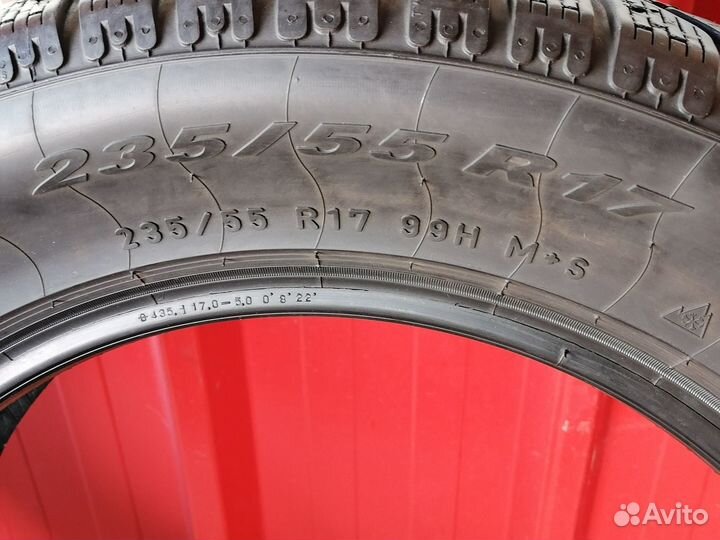 Pirelli Winter Sottozero 210 Serie II 235/55 R17