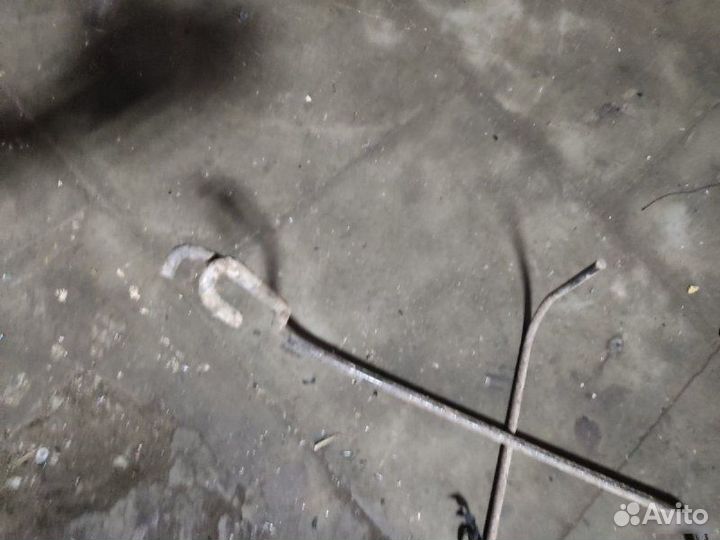 Кронштейн запасного колеса Renault Megane 3