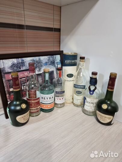 Бутылка стеклянная