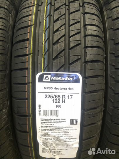 Matador MP 85 Hectorra 4x4 225/65 R17
