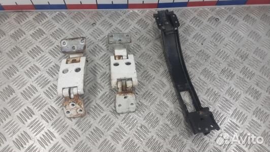 Петля двери распашной правой volkswagen crafter 1