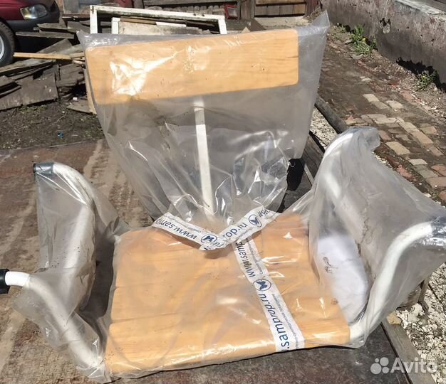 Стул в ванную для пожилых или инвалидов