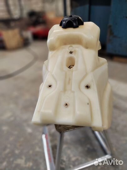 Топливный бак на мотоцикл