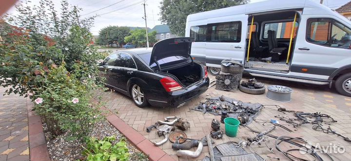 Разбор Mercedes W221