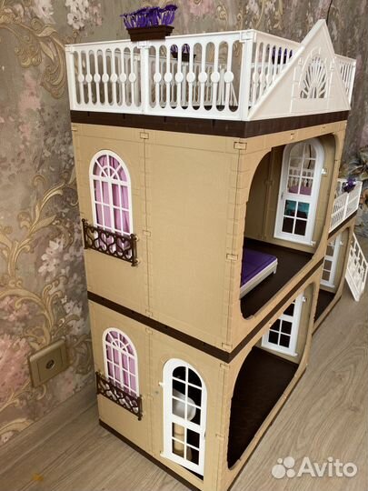 Домик кукольный