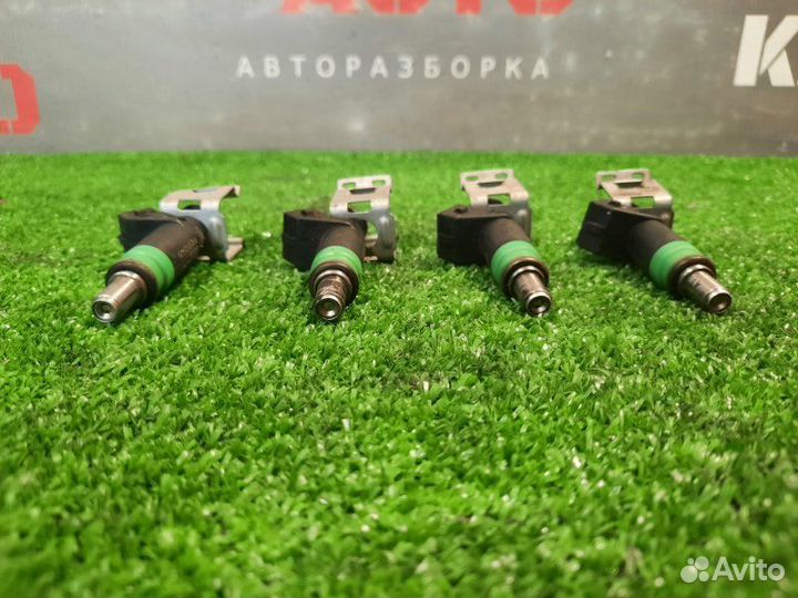 Форсунка топливная Ford Focus 2 хэтчбек 1.6