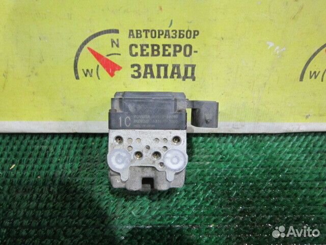 Блок управления ABS Toyota Rav4 ZCA20 1ZZ