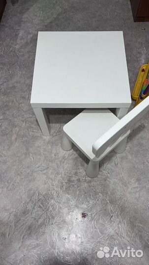 Детский стол и стул IKEA