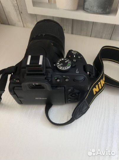 Зеркальный фотоаппарат