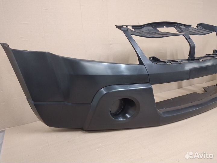 Suzuki Grand Vitara с 2008-2012г бампер передний